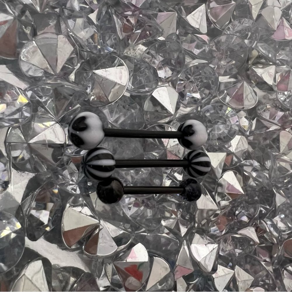 3 tongue rings black plastic screw on barbel plastic beads sparkly white racer - Picture 4 of 4